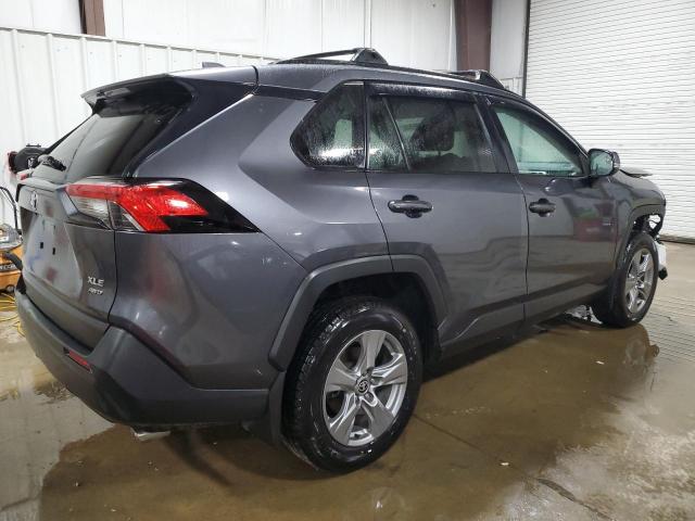 2T3P1RFV3RC424043 - 2024 TOYOTA RAV4 XLE GRAY photo 3