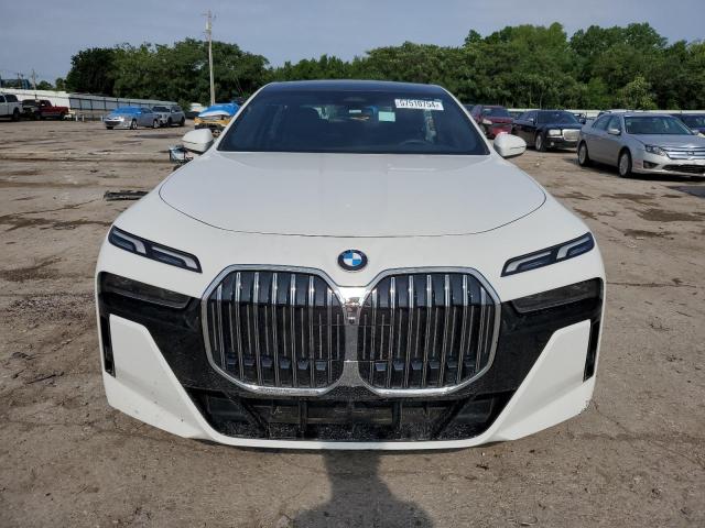 WBA33EJ09PCL79487 - 2023 BMW 760 XI WHITE photo 5