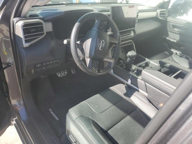 5TFWC5EC0RX005947 - 2024 TOYOTA TUNDRA CREWMAX PLATINUM Grau Foto 8