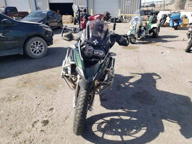 WB10M0308N6E98291 - 2022 BMW R 1250 GS GREEN photo 2