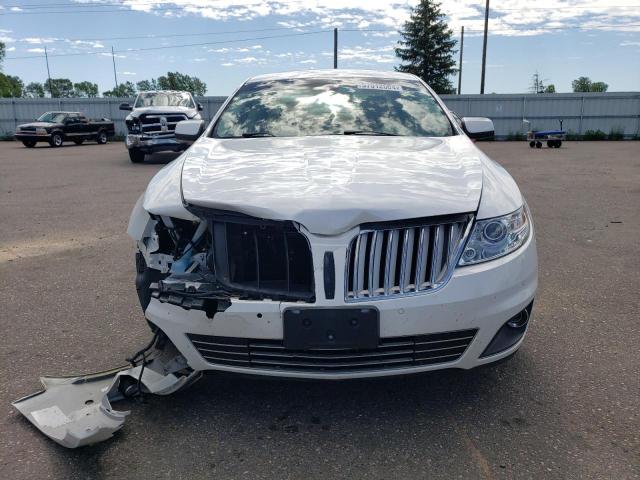 1LNHL9FT0CG804581 - 2012 LINCOLN MKS WHITE photo 5