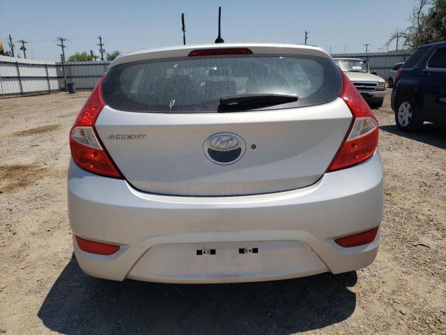 KMHCT5AE6FU212880 - 2015 HYUNDAI ACCENT GS SILVER photo 6