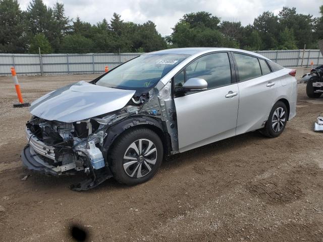 JTDKARFP4H3035696 - 2017 TOYOTA PRIUS PRIM SILVER photo 1