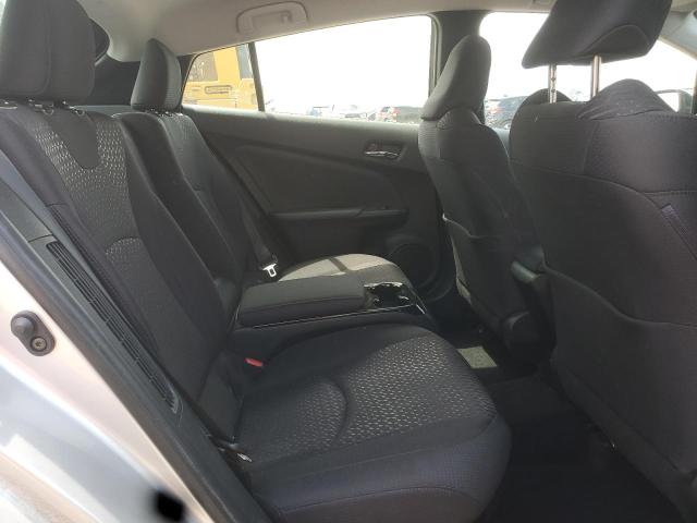 JTDKARFP4H3035696 - 2017 TOYOTA PRIUS PRIM SILVER photo 10