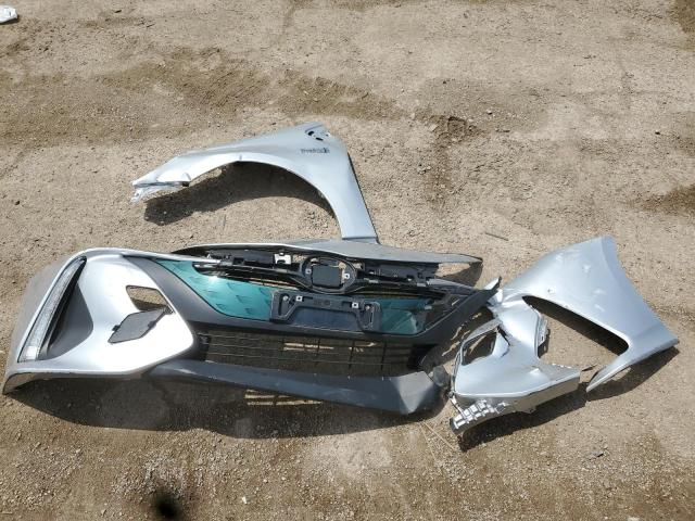 JTDKARFP4H3035696 - 2017 TOYOTA PRIUS PRIM SILVER photo 12