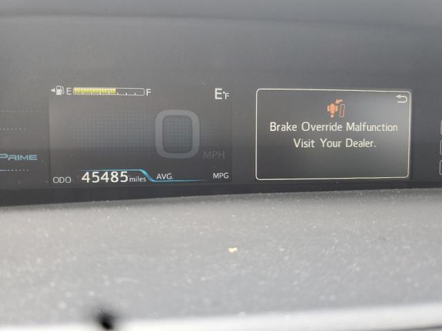 JTDKARFP4H3035696 - 2017 TOYOTA PRIUS PRIM SILVER photo 9