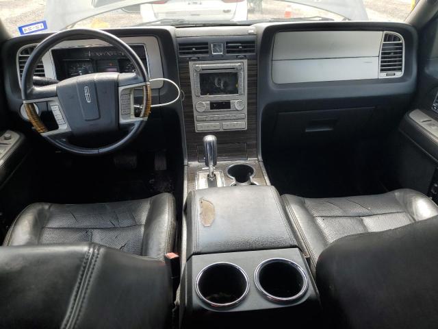 5LMJJ2H52AEJ05925 - 2010 LINCOLN NAVIGATOR ვერცხლისფერი ფოტო 8