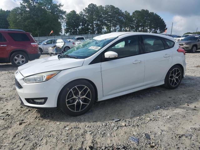2015 FORD FOCUS SE, null