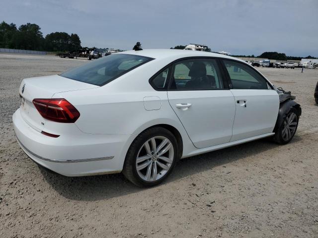 1VWLA7A3XKC010447 - 2019 VOLKSWAGEN PASSAT WOLFSBURG Blanco foto 3