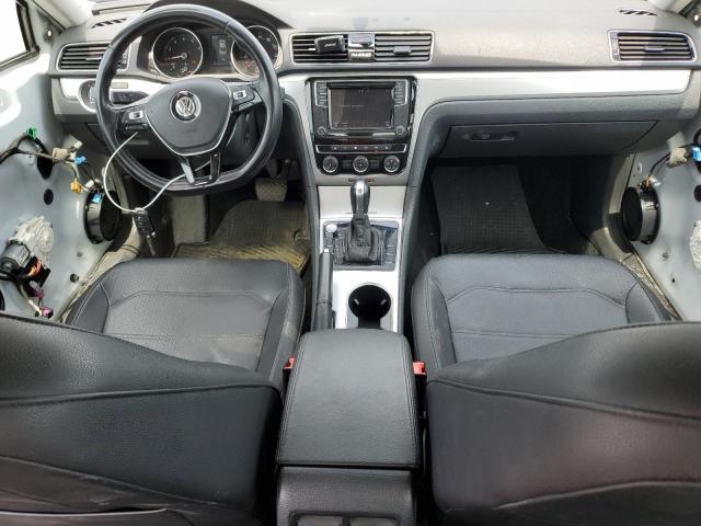 1VWLA7A3XKC010447 - 2019 VOLKSWAGEN PASSAT WOLFSBURG Blanco foto 8