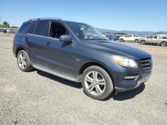 4JGDA5HB8CA829877 - 2012 MERCEDES-BENZ ML 350 4MATIC BLUE photo 4