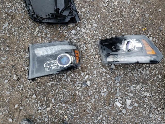 1C6RR7GG2NS148761 - 2022 RAM 1500 CLASS SLT 银色 照片 12