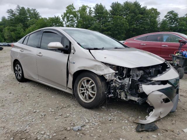 JTDKARFP0K3110336 - 2019 TOYOTA PRIUS PRIM SILVER photo 4