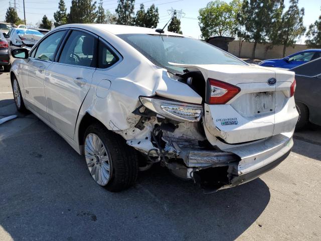 3FA6P0PU7FR226002 - 2015 FORD FUSION SE PHEV WHITE photo 2