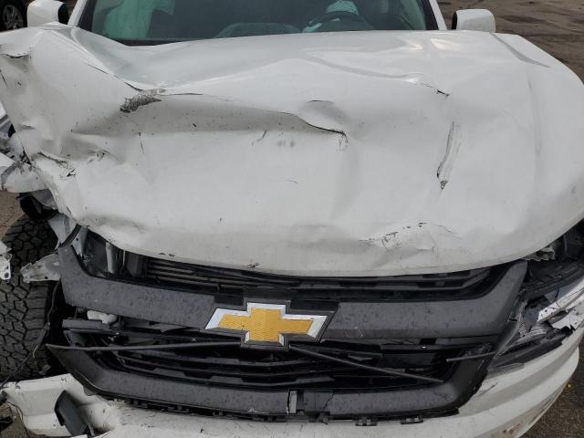 1GCPTDE19J1104125 - 2018 CHEVROLET COLORADO Z71 WHITE photo 11