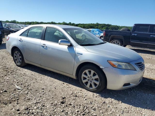 JTNBB46K673039876 - 2007 TOYOTA CAMRY HYBRID SILVER photo 4