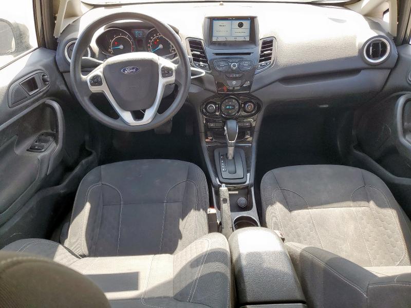 3FADP4EJ3KM156688 - 2019 FORD FIESTA SE Schwarz Foto 8