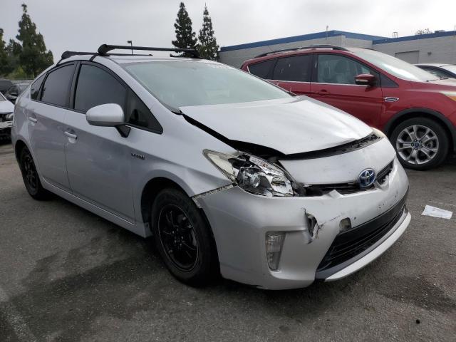 JTDKN3DU3E0367264 - 2014 TOYOTA PRIUS SILVER photo 4