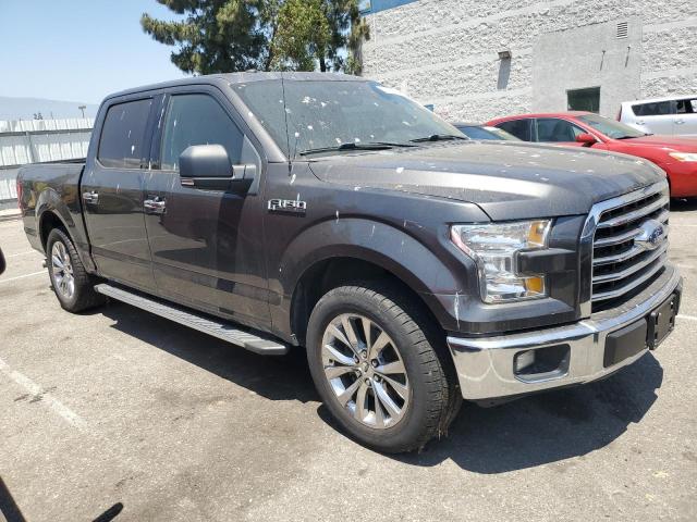 1FTEW1CF1HKD42874 - 2017 FORD F150 SUPERCREW GRAY photo 4