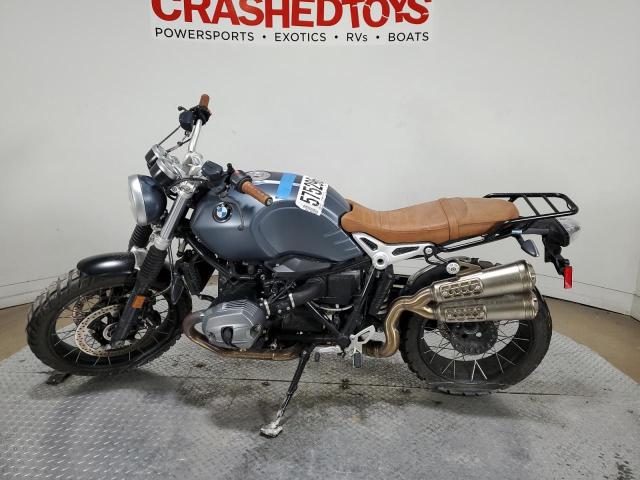 WB10J3308KZ794963 - 2019 BMW R NINE T SCRAMBLER GRAY photo 3