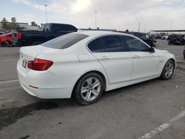 WBAXG5C50DDY30763 - 2013 BMW 528 I WHITE photo 3