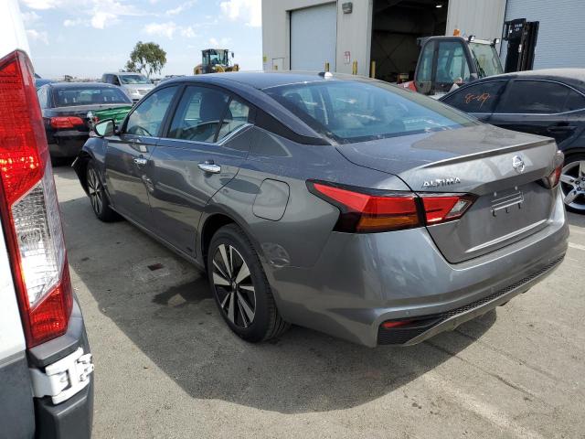 1N4BL4DV8NN370268 - 2022 NISSAN ALTIMA SV GRAY photo 3