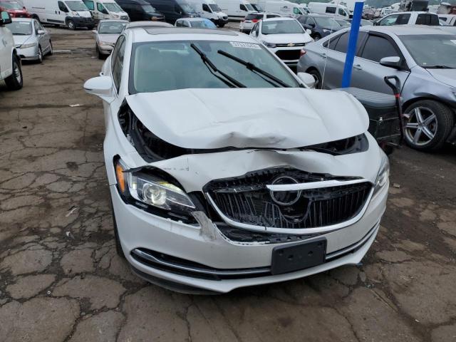 1G4ZP5SS4HU185684 - 2017 BUICK LACROSSE ESSENCE თეთრი ფოტო 5