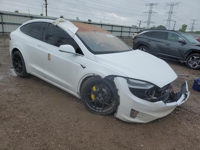 5YJXCAE26GF028032 - 2016 TESLA MODEL X Білий фото 4