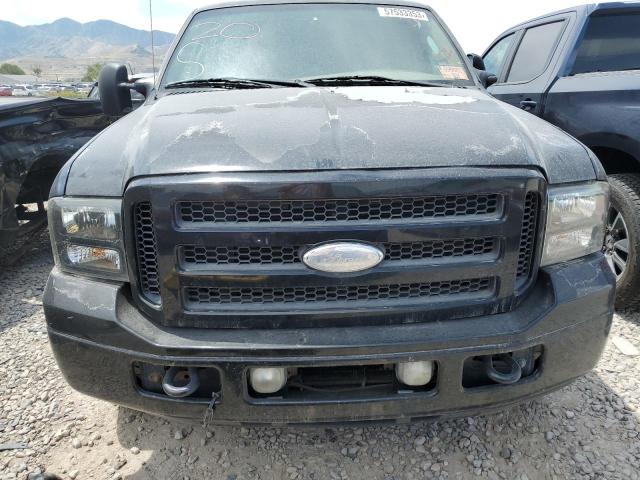 1FMSU43PX5EA00705 - 2005 FORD EXCURSION LIMITED BLACK photo 5