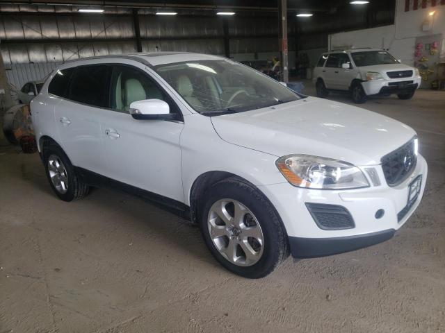 YV4952DZ9D2445311 - 2013 VOLVO XC60 3.2 WHITE photo 4