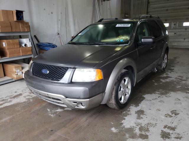 1FMZK05156GA04110 - 2006 FORD FREESTYLE SEL GRAY photo 2