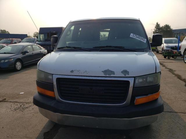 1GTW7FBG9C1143840 - 2012 GMC SAVANA G2500 WHITE photo 5