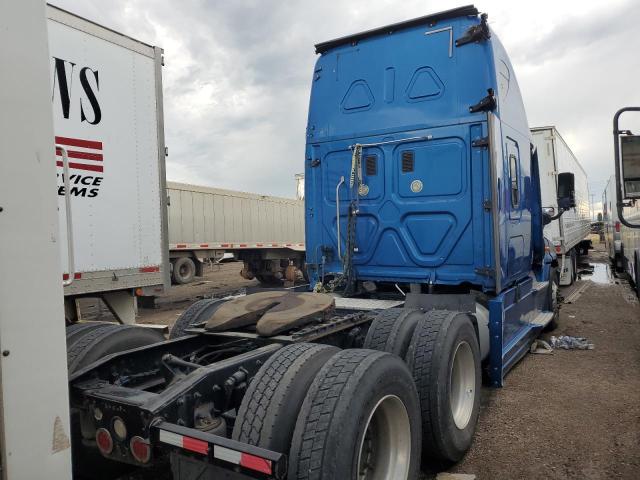 3AKJGLDR1HSHR4690 - 2017 FREIGHTLINER CASCADIA BLUE photo 4