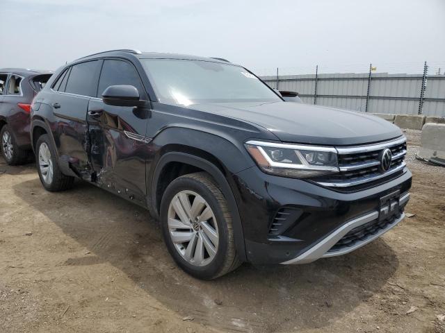 1V26E2CA3LC230810 - 2020 VOLKSWAGEN ATLAS CROS SE Черный фото 4