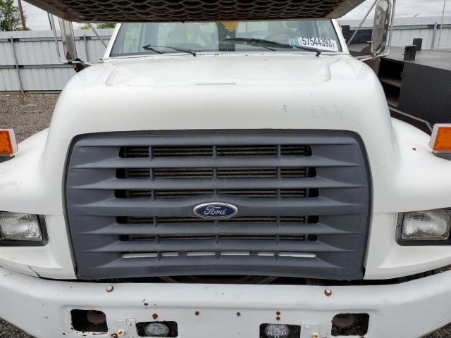 1FDXF80E2WVA38893 - 1998 FORD F800 WHITE photo 7