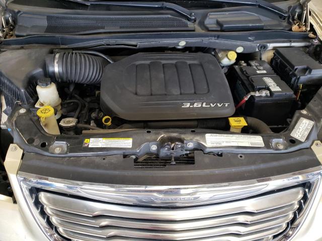 2A4RR8DG7BR612282 - 2011 CHRYSLER TOWN & COU TOURING L GOLD photo 12