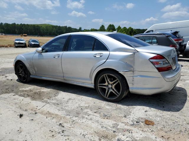 WDDNG71X98A159374 - 2008 MERCEDES-BENZ S 550 SILVER photo 2