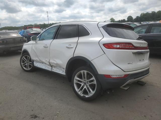 5LMCJ3D94KUL39448 - 2019 LINCOLN MKC RESERVE WHITE photo 2