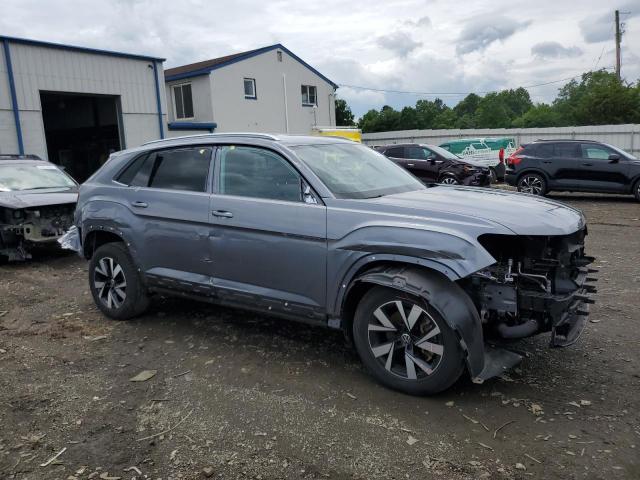 1V2LC2CAXMC208572 - 2021 VOLKSWAGEN ATLAS CROS SE Серый фото 4