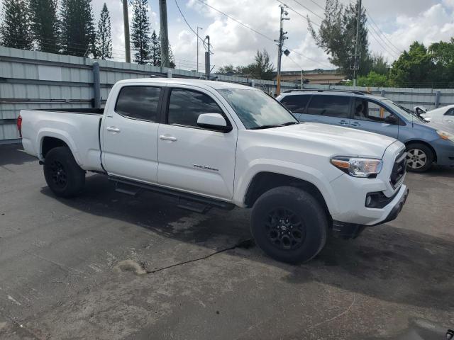 3TMBZ5DN2MM031559 - 2021 TOYOTA TACOMA DOUBLE CAB WHITE photo 4