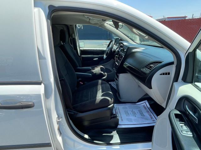 2C4JRGAG2DR726520 - 2013 RAM TRADESMAN WHITE photo 5