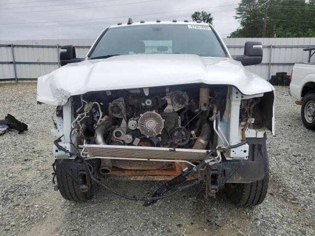 3C6UR5HL5RG203890 - 2024 RAM 2500 TRADESMAN WHITE photo 5