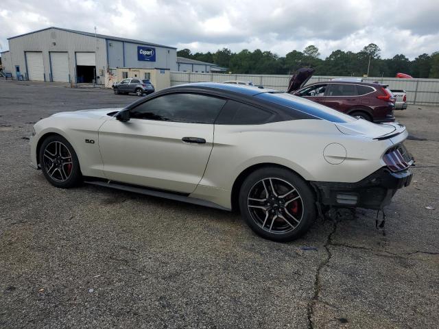 1FA6P8CF3K5124456 - 2019 FORD MUSTANG GT CREAM photo 2