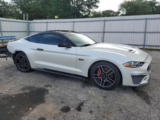 1FA6P8CF3K5124456 - 2019 FORD MUSTANG GT CREAM photo 4