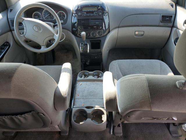 5TDZA23C05S386901 - 2005 TOYOTA SIENNA CE SILVER photo 8