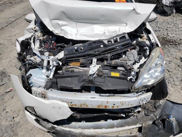 JTDKDTB38E1569654 - 2014 TOYOTA PRIUS C WHITE photo 11