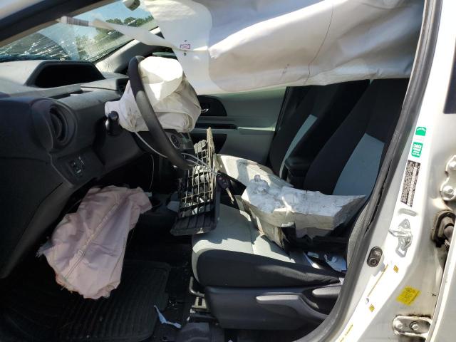 JTDKDTB38E1569654 - 2014 TOYOTA PRIUS C WHITE photo 7