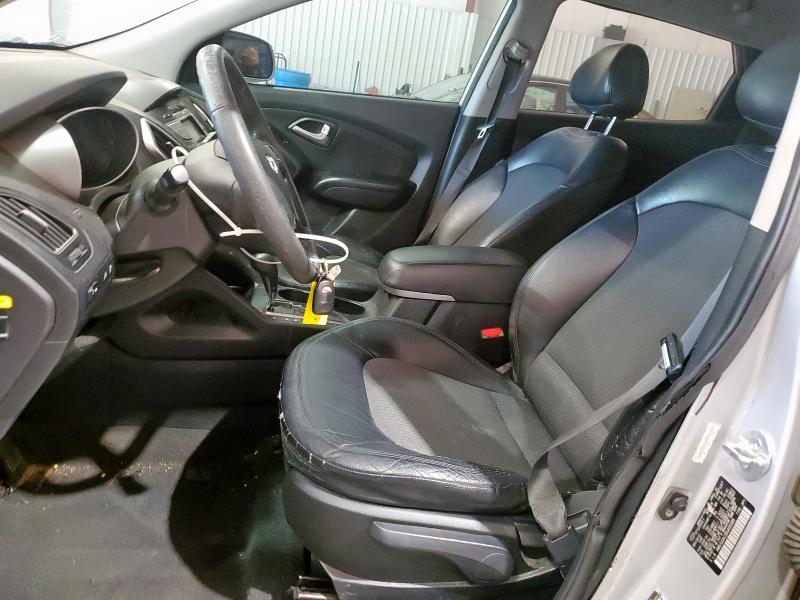 KM8JU3AC2DU655385 - 2013 HYUNDAI TUCSON GLS Srebrny zdjęcie 7