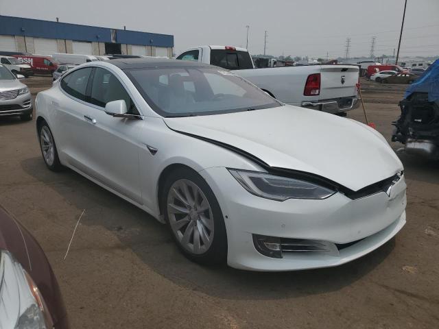 5YJSA1E20GF173017 - 2016 TESLA MODEL S Սպիտակ լուսանկար 4