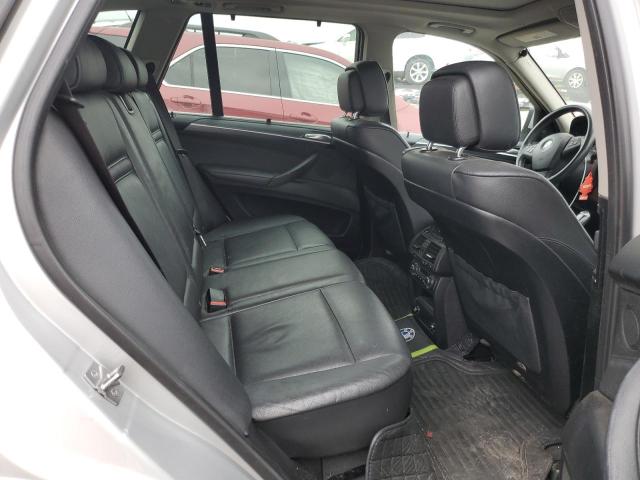 5UXZV8C52DL898845 - 2013 BMW X5 XDRIVE50I SILVER photo 11